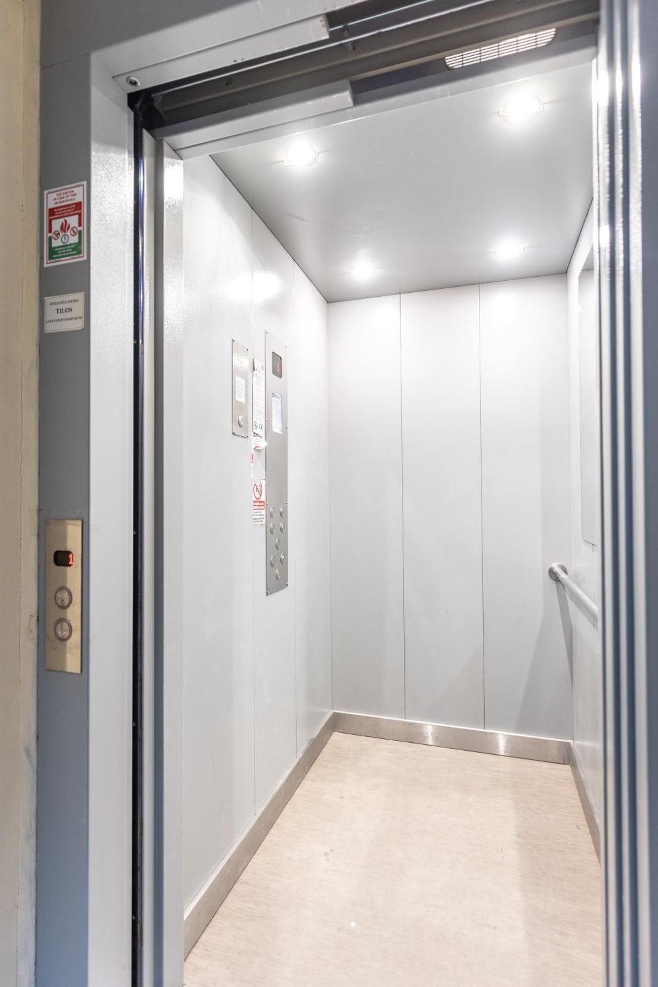 Andrassy Square Residence ブダペスト エクステリア 写真